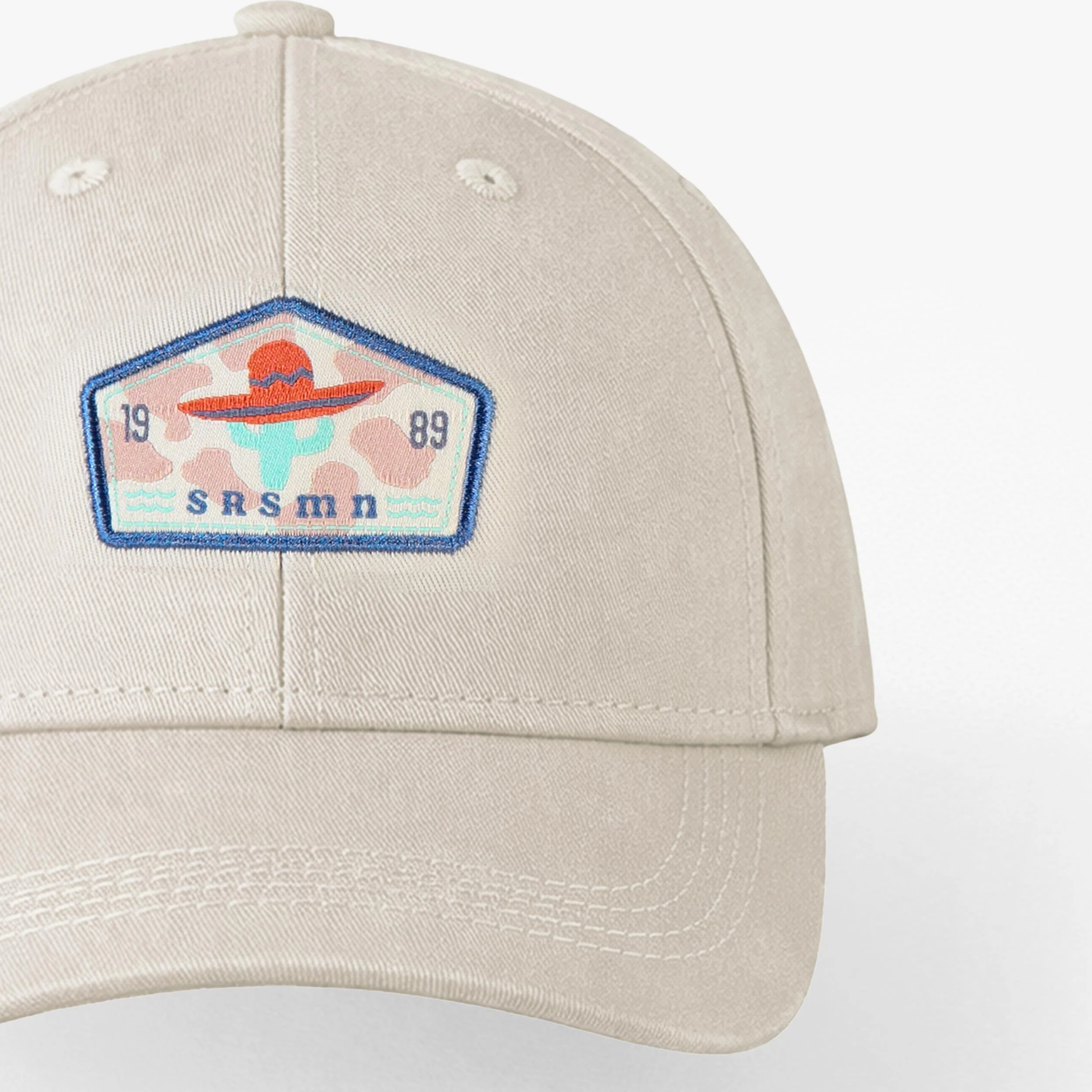 Casquette beige avec écusson, enfant - Image 4