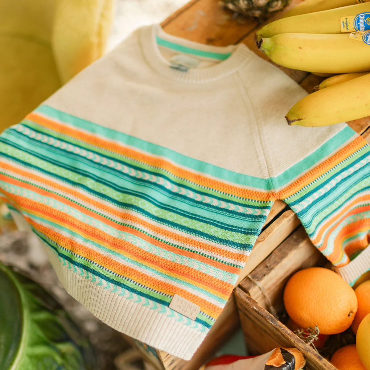 Chandail beige en tricot avec rayures colorées, enfant - Image 4
