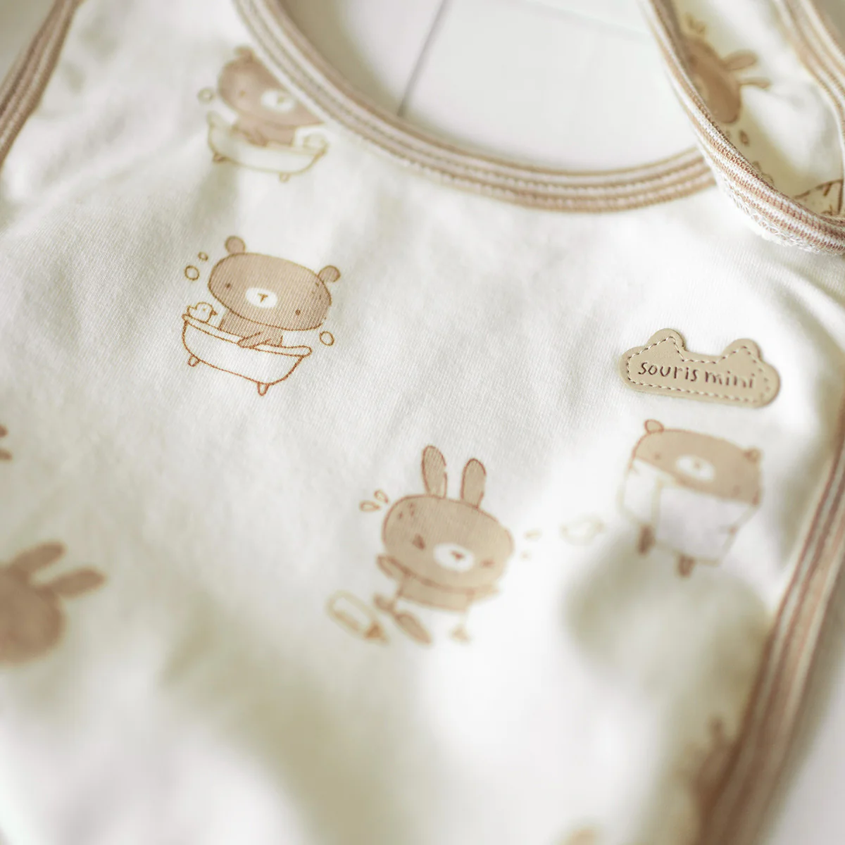 Coffret cadeau crème et beige « Le Classique » (8 pièces), naissance - Image 9