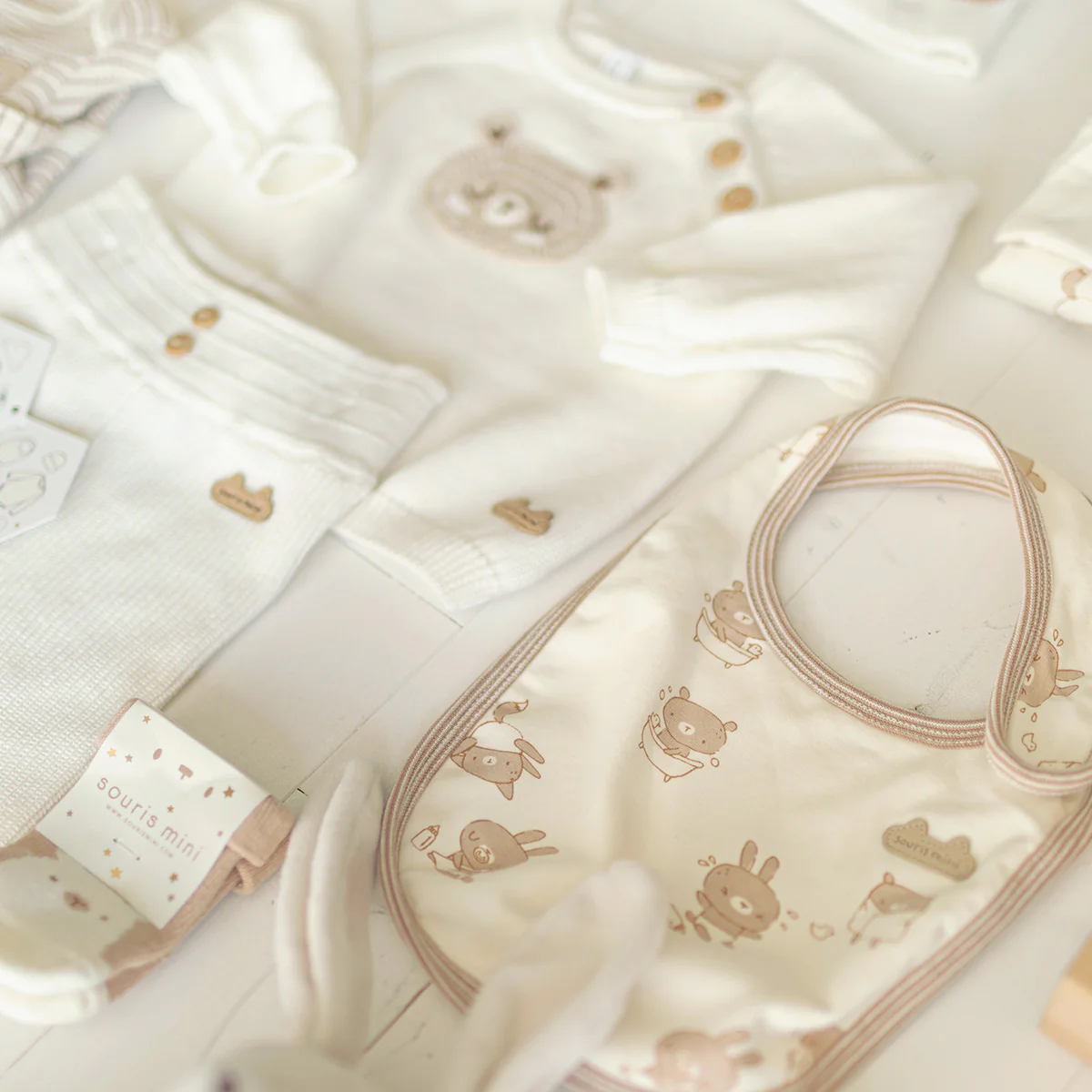 Coffret cadeau crème et beige « Le Premium » (14 pièces), naissance - Image 16