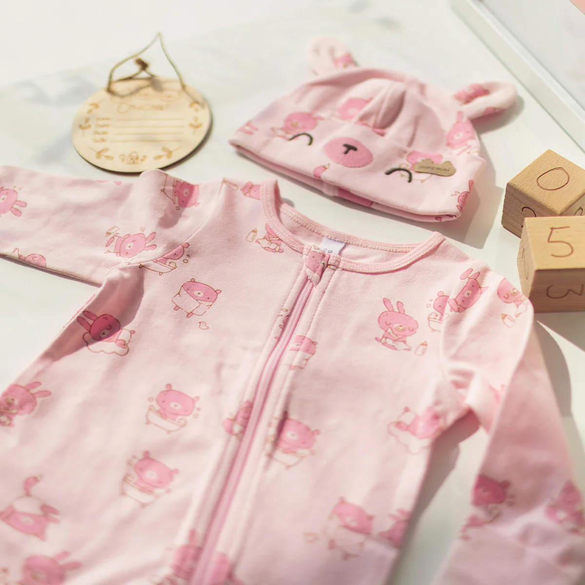 Coffret cadeau rose et crème « Le Classique » (8 pièces), naissance - Image 10