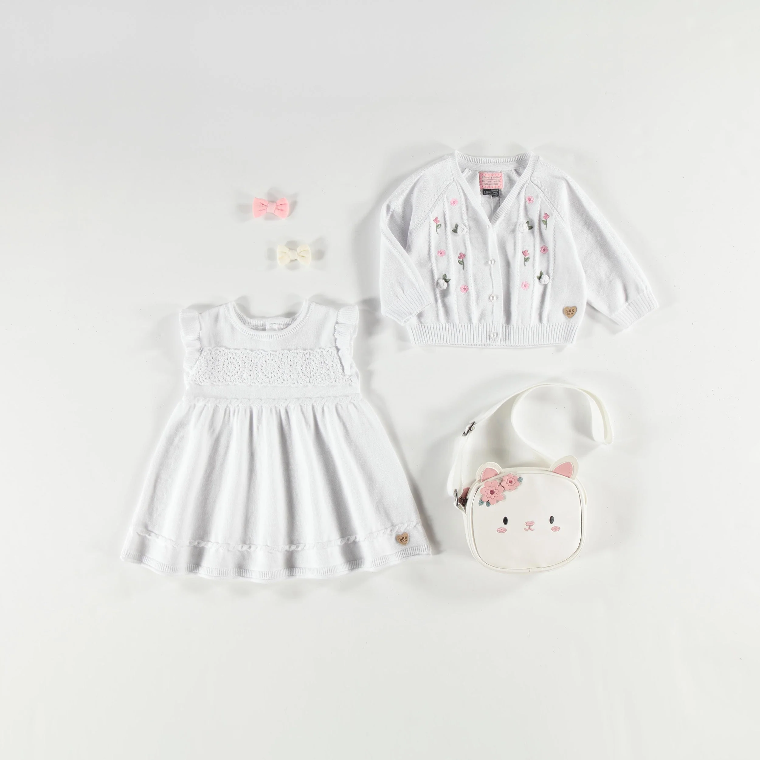 Robe blanche en tricot avec détails ajourés de fleurs, bébé - Image 6