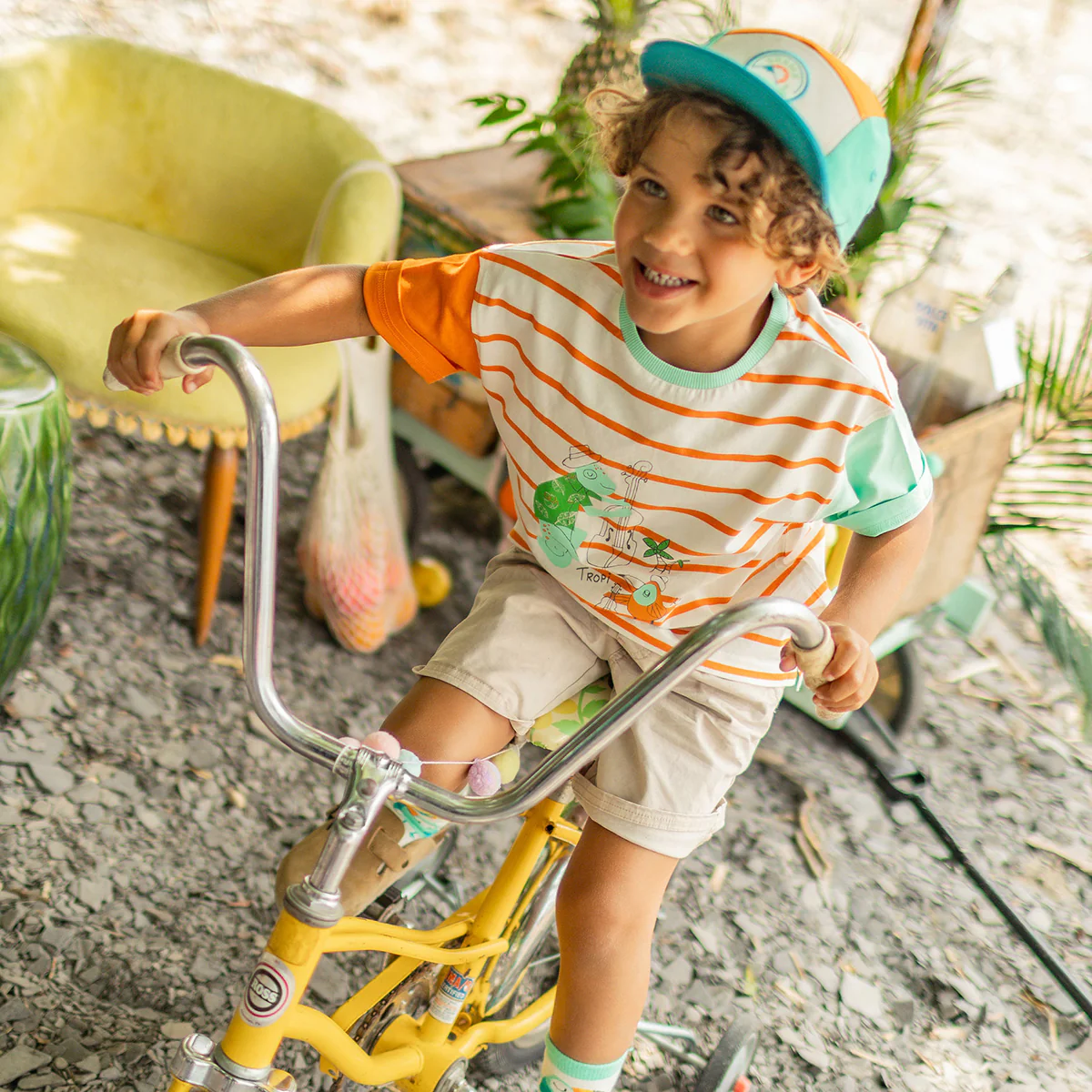T-shirt crème à rayures et illustration, enfant - Image 3