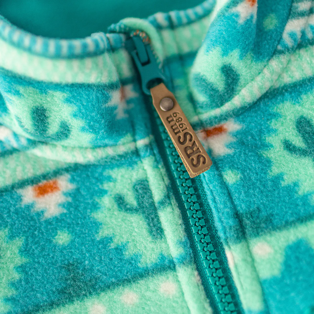 Veste en polar turquoise à motifs, adulte - Image 4